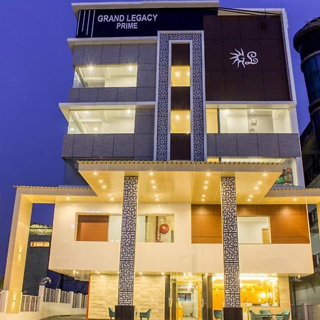 Zip By Spree Hotels Grand Legacy Prime Dehradun Bagian luar foto