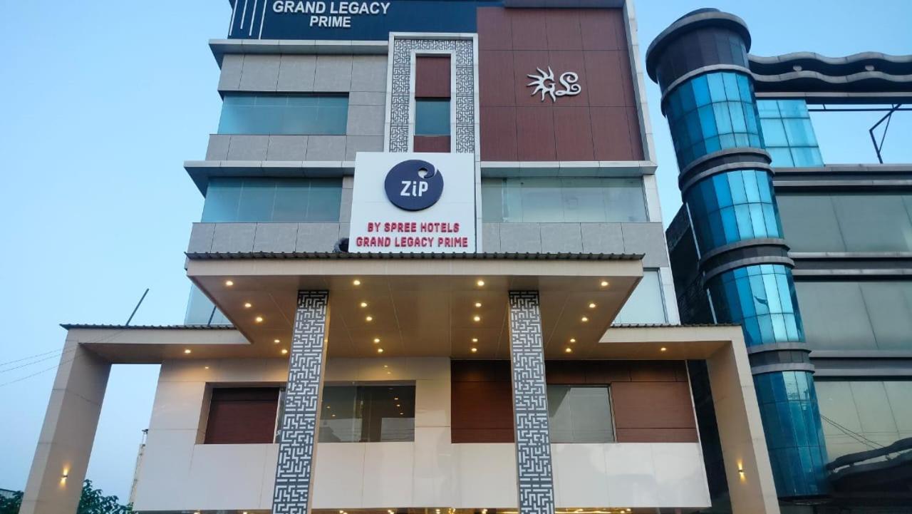 Zip By Spree Hotels Grand Legacy Prime Dehradun Bagian luar foto