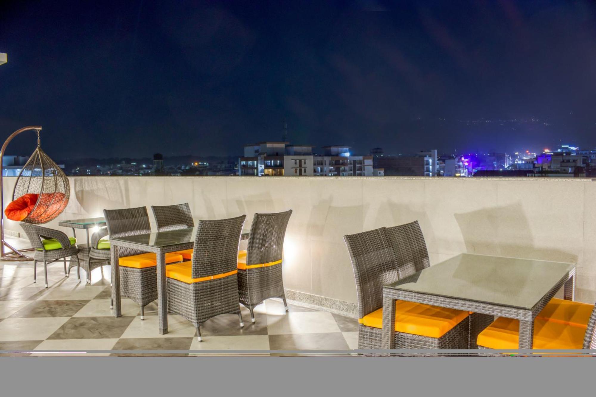 Zip By Spree Hotels Grand Legacy Prime Dehradun Bagian luar foto