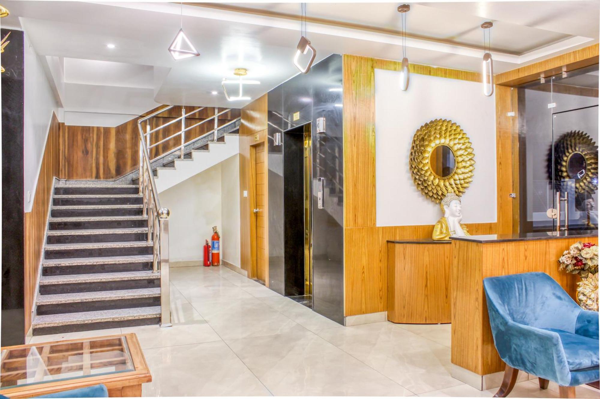 Zip By Spree Hotels Grand Legacy Prime Dehradun Bagian luar foto