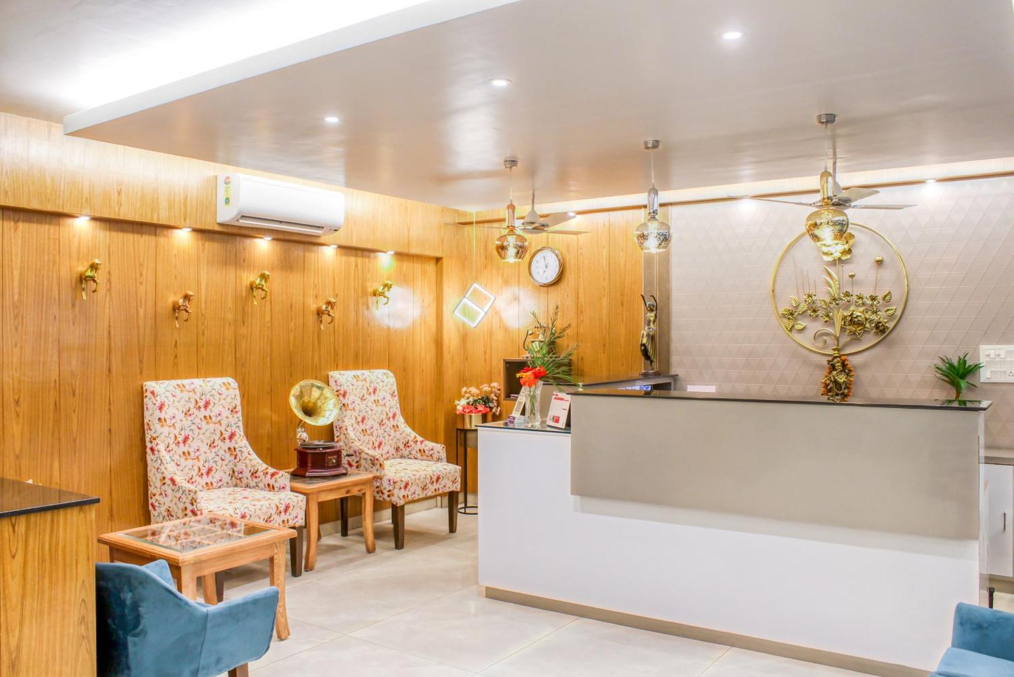 Zip By Spree Hotels Grand Legacy Prime Dehradun Bagian luar foto