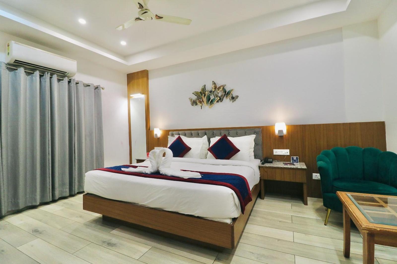 Zip By Spree Hotels Grand Legacy Prime Dehradun Bagian luar foto